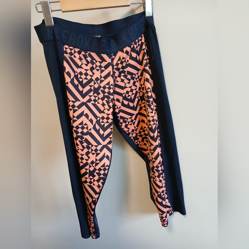 Reebok Blue and Pink Leggings with Dynamic Design